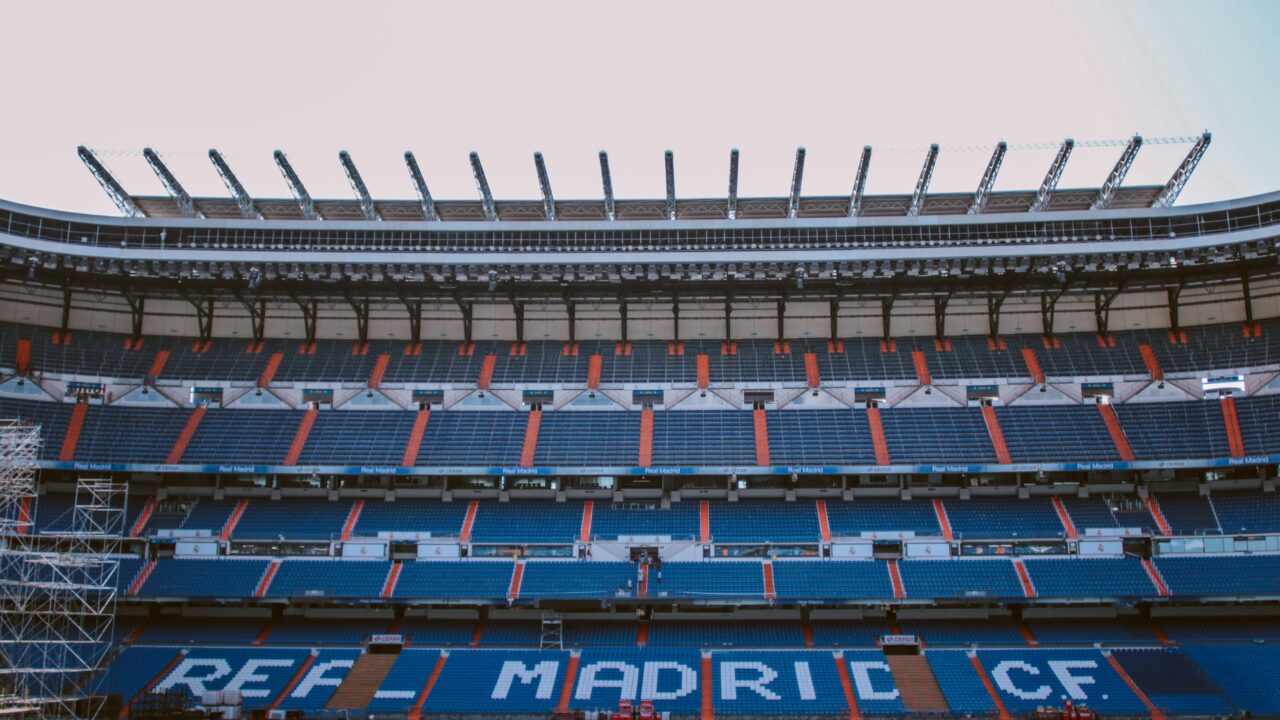 Barcelona vs Real Madrid: El Clásico – Geschichte, Stars, Statistiken und das nächste große Duell