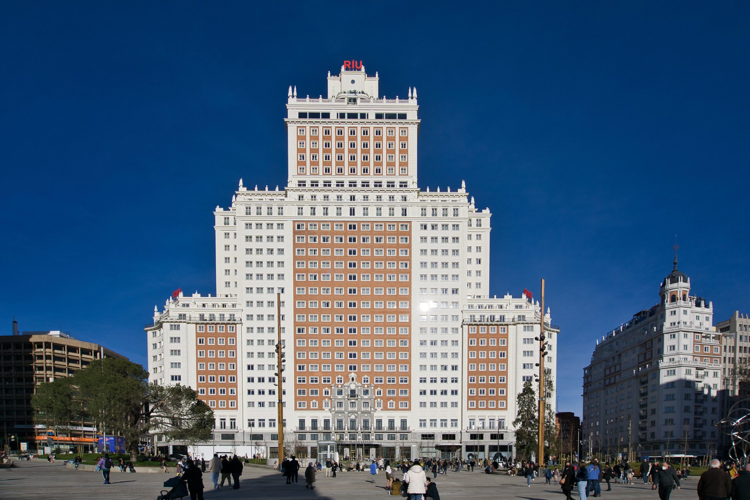 реал